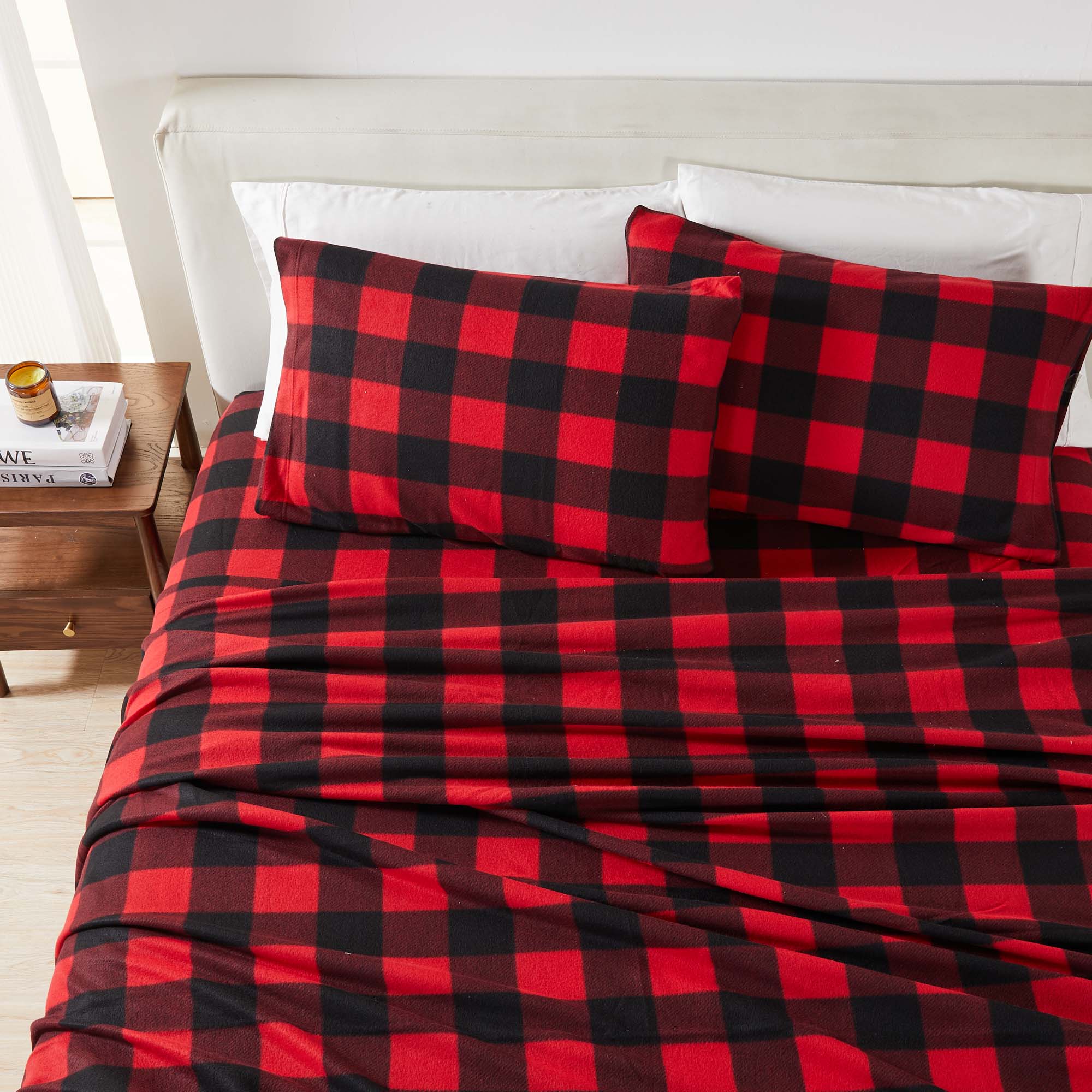 4-Piece Printed Fleece Sheet - Dara Collection