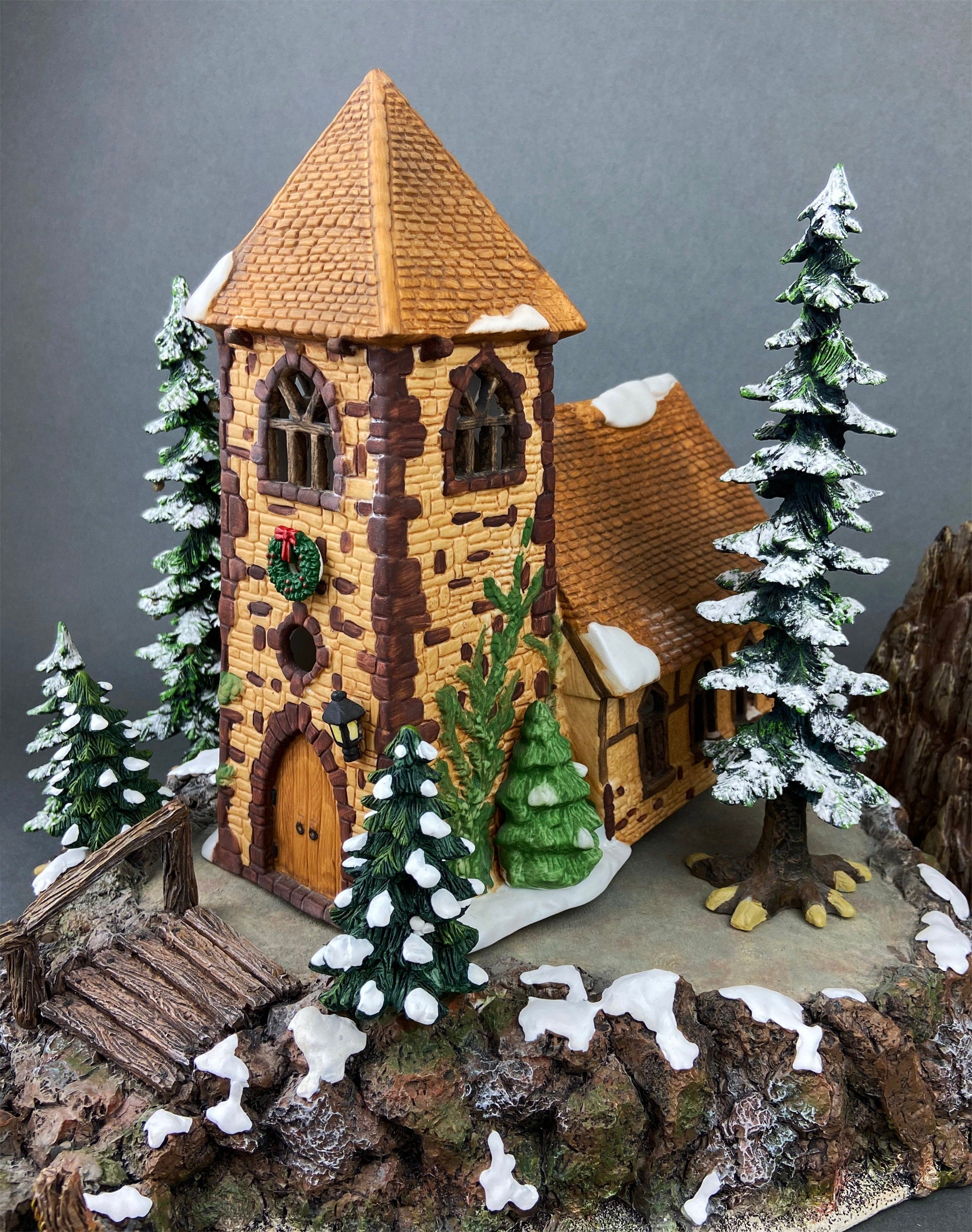 Vintage Blenham Street Bank & 2 Policeman Figurines by Department 56. Illuminated Christmas Village House. Dickens Village. Holiday Display.