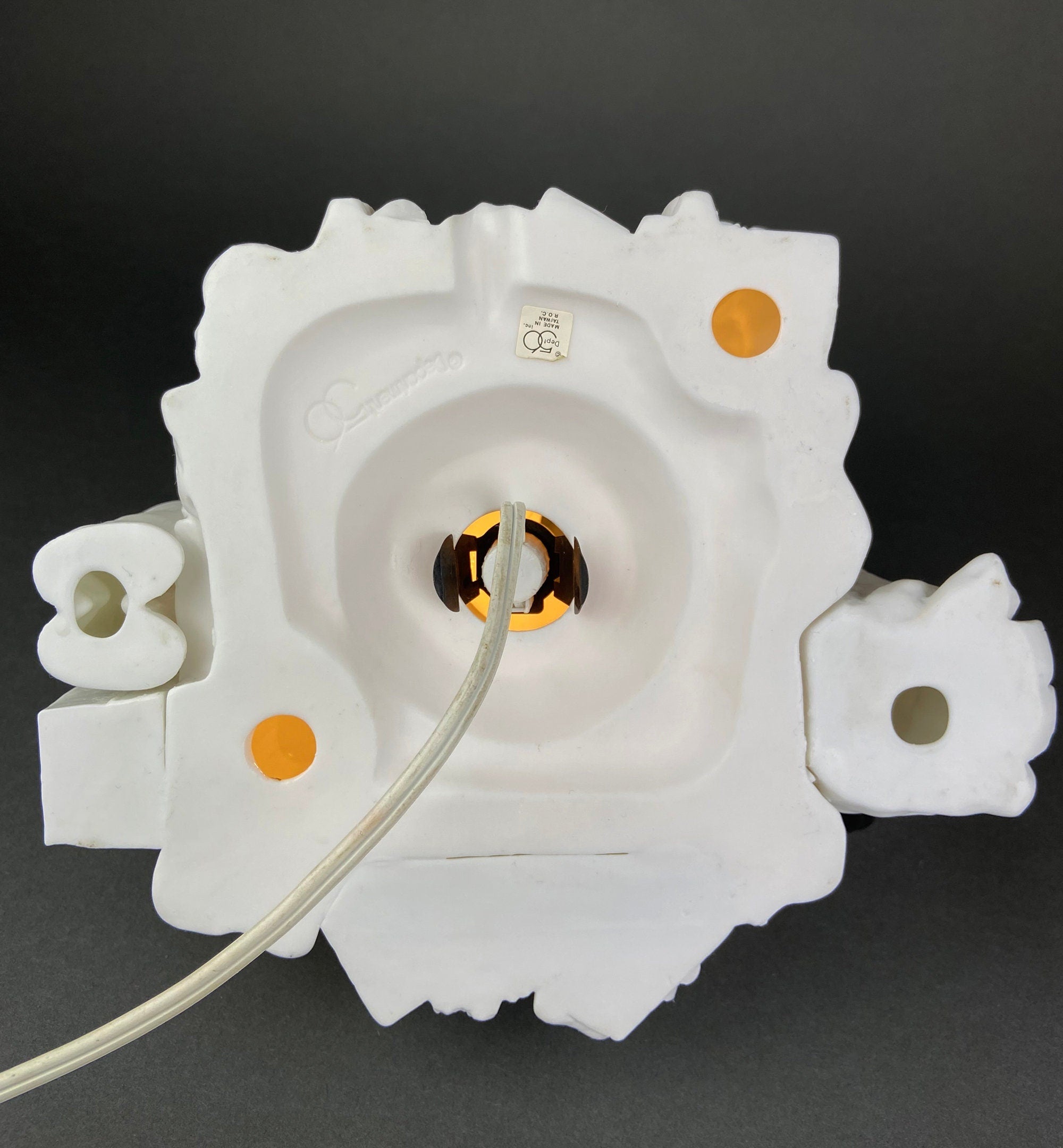 Dept. 56 Christmas Figurine: Illuminated Porcelain Family Tradition Night Light
