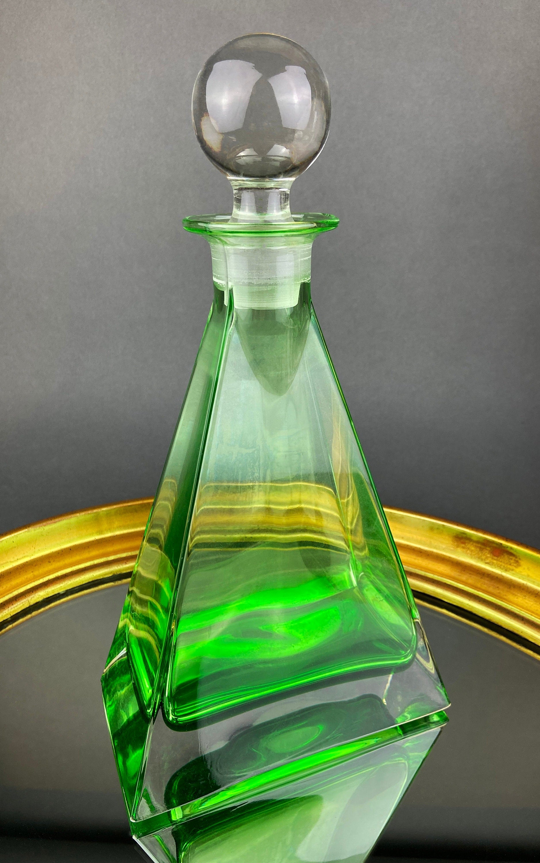 Dark Green Glass Decanter with Matching Stopper. Hand Blown Glass Carafe. Office Decor. Social Club Decor. Men Cave Accessory. Gift for Dad.