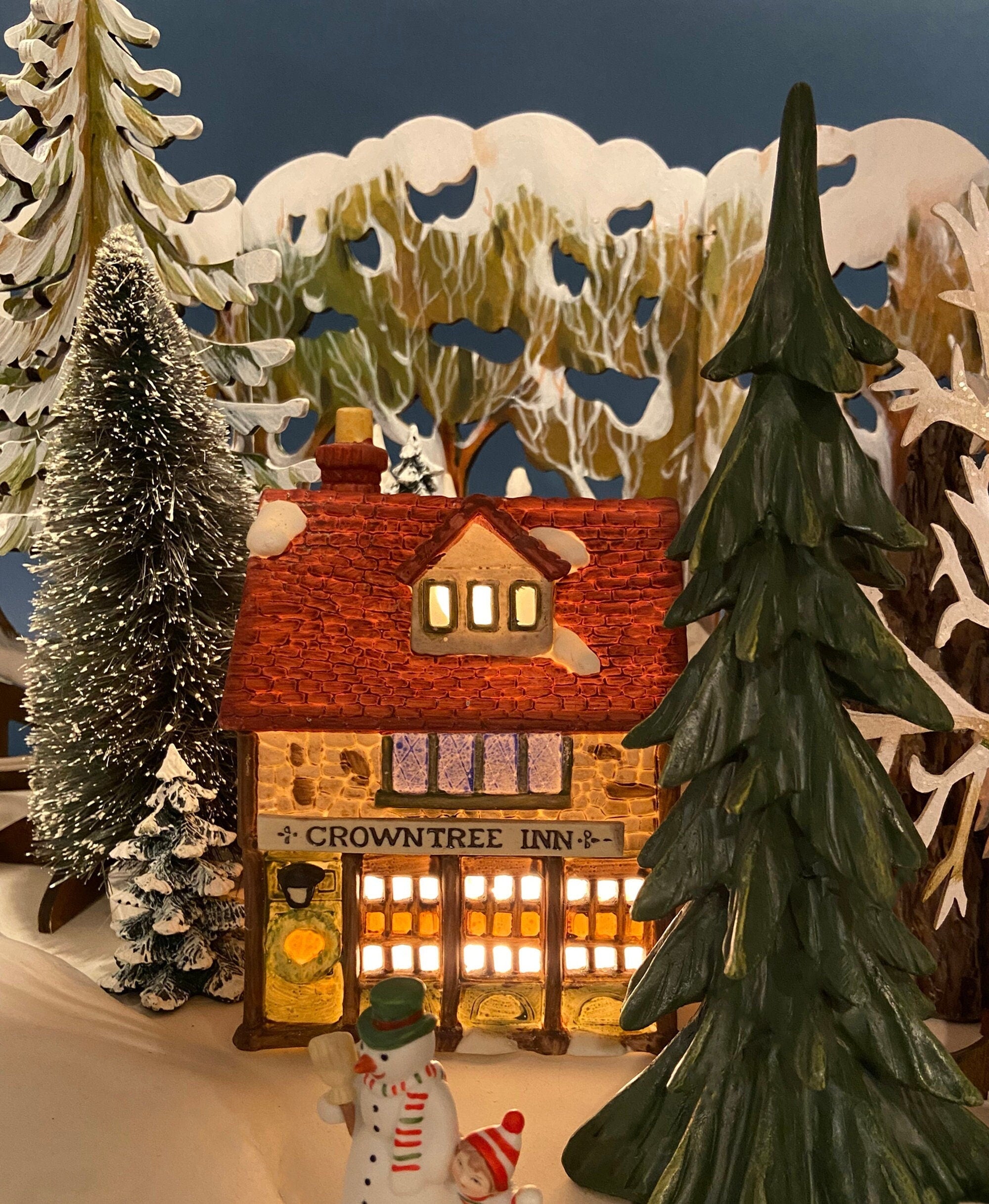 Fagin's Hide-A-Way by Department 56. Illuminated Porcelain Dickens Village Series. Christmas Village. Fun Magical Holiday Celebration.
