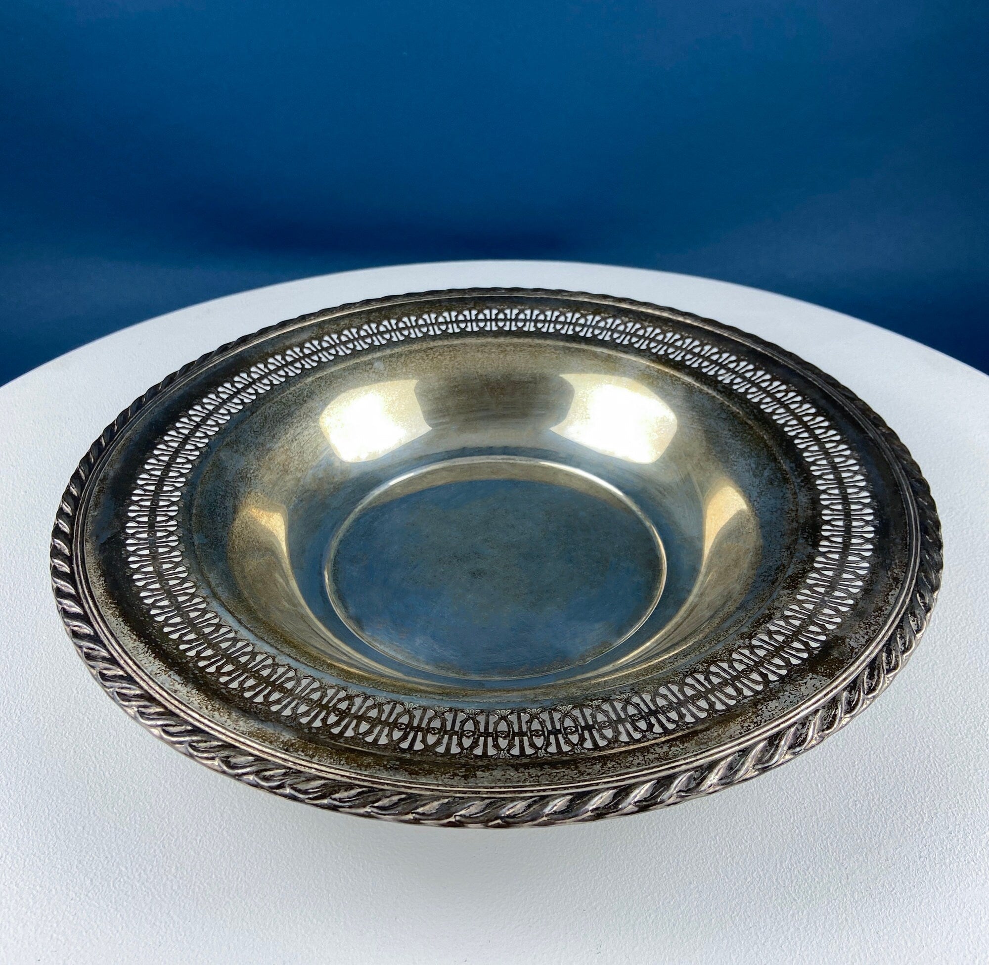 Vintage Silver Plated Serving Dishes Collection. Stunning Lacey Filigree. Benedict Plate, Gorham,  W.M. Rogers. Table Centerpieces. Holiday.