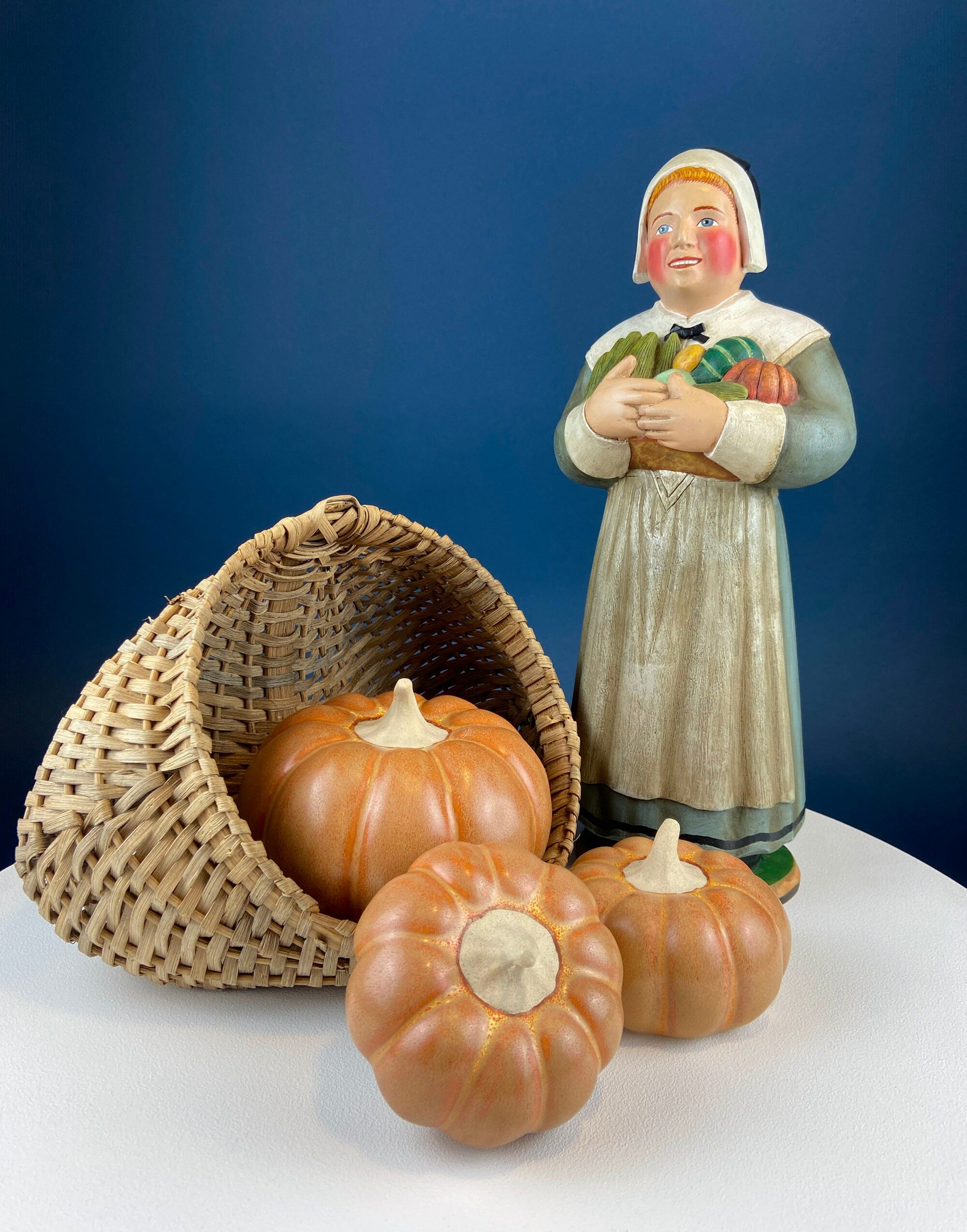 Large Pilgrim Woman Figurine. Our Town Collection by Leo Smith for Dept 56. Hand-Painted Statuette Signed by Artist. Gift for Him or Her.