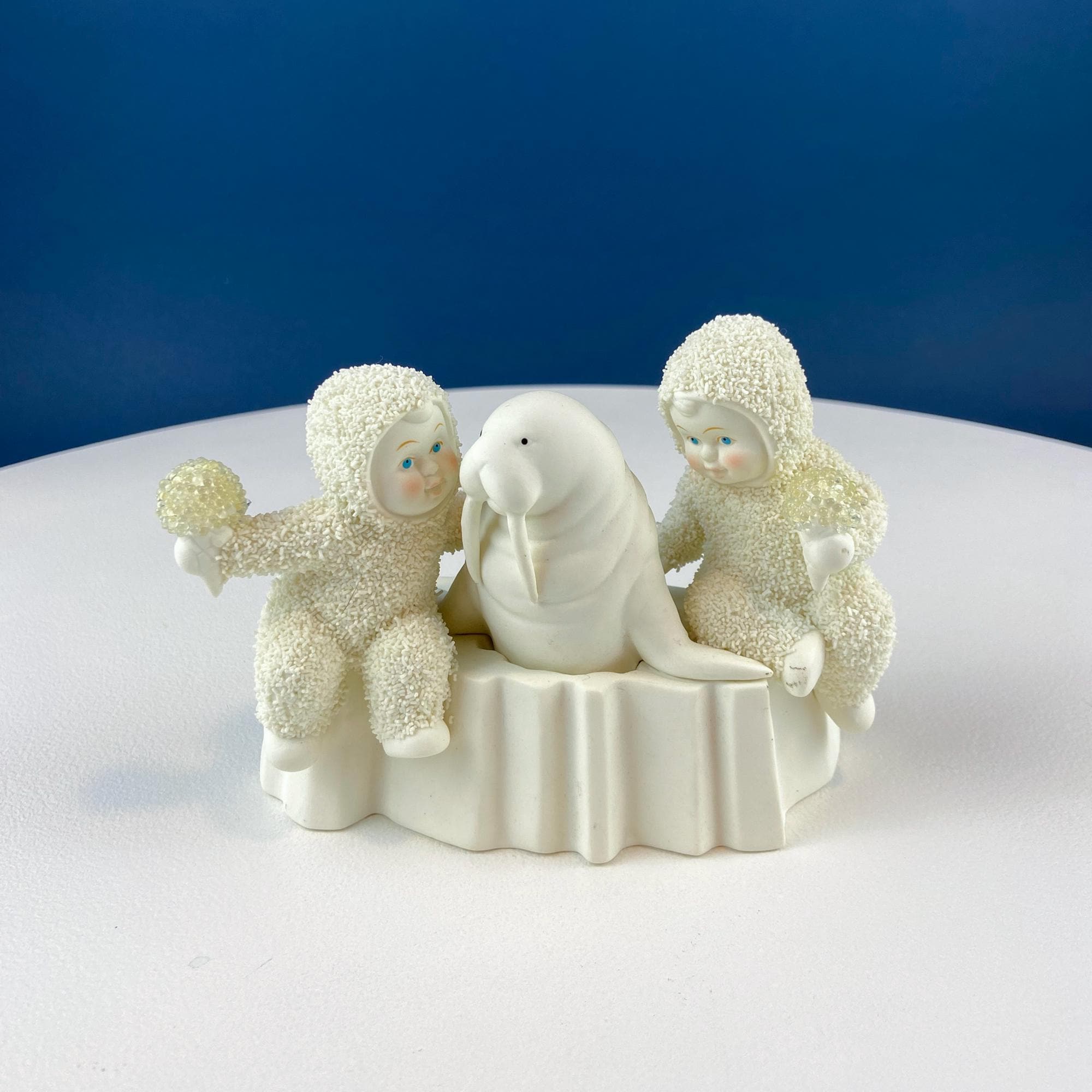 Snowbabies Playing with Snowman & Birds. "Jolly Friends Forevermore" by Dept. 56. White Porcelain Figurines Celebrating Friendship. Kids Rm.