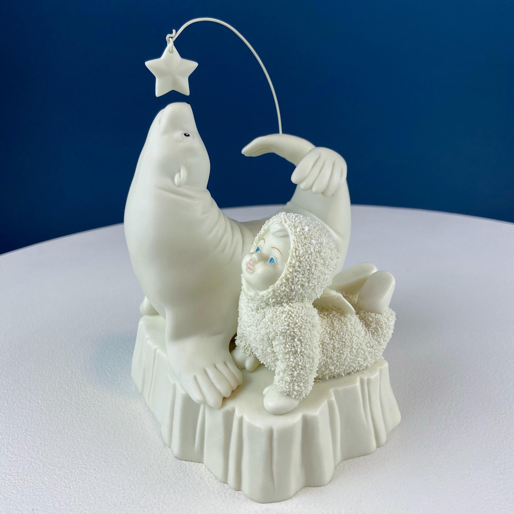 Snowbabies Playing with Snowman & Birds. "Jolly Friends Forevermore" by Dept. 56. White Porcelain Figurines Celebrating Friendship. Kids Rm.