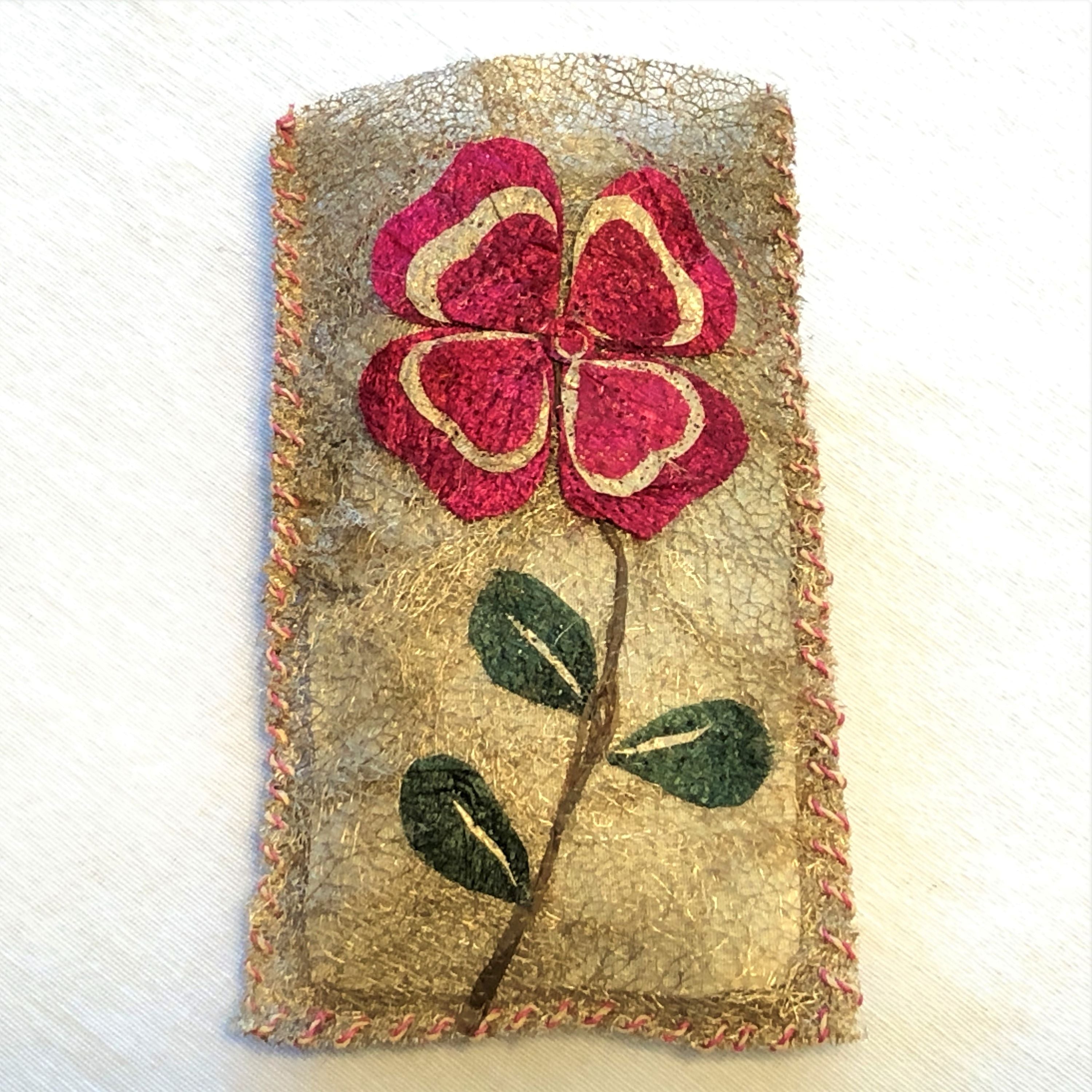 Wild Silk Lavender Sachet - Madagascar Periwinkle