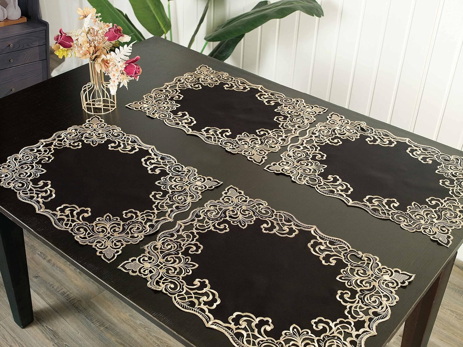 Noir Luxe – Black Gold Table Placemats, Granada Collection Modern Dining Décor 12*18 inch