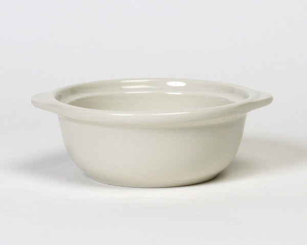Tuxton China BES-1006 Gourmet Onion Soup Crock 8 oz. Eggshell  - 2 Dozen