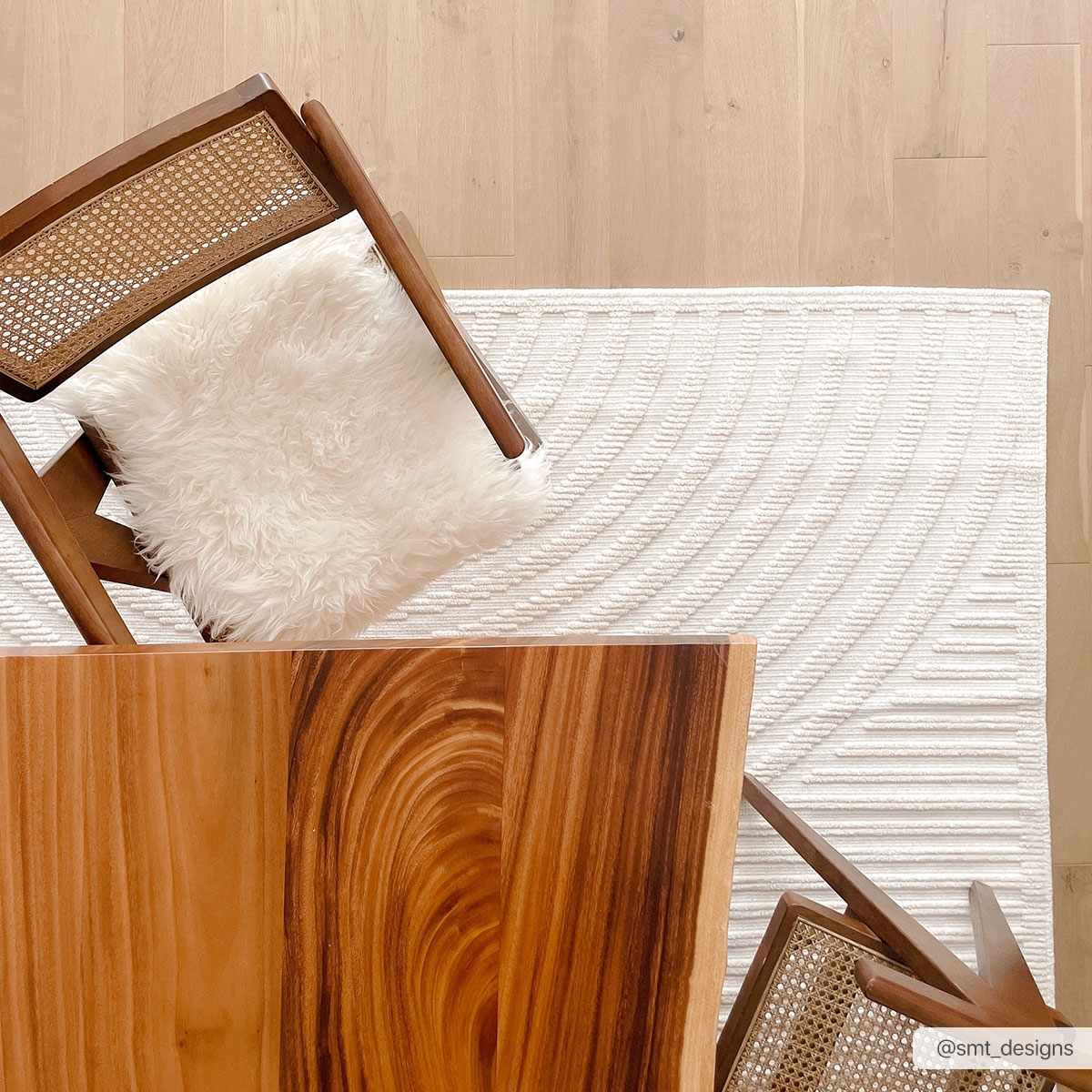 Deron White 7ft Runner Rug