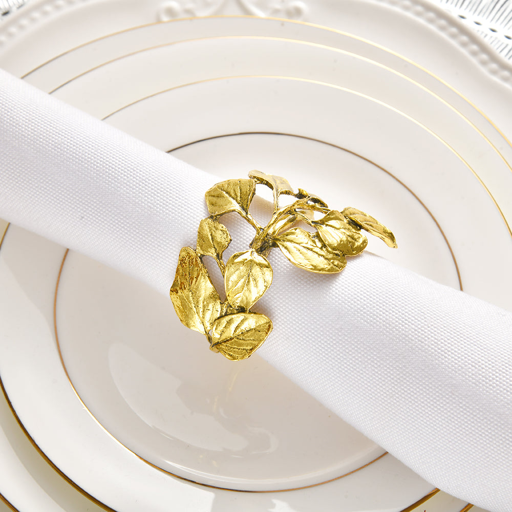 Golden Harmony – Napkin Rings in Gold Leaf Design, Elegant Decorative Dining Table Décor