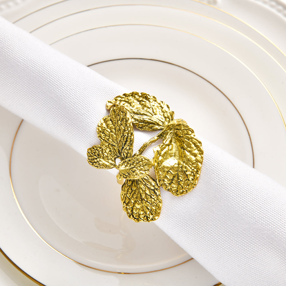 Golden Harmony – Napkin Rings in Gold Leaf Design, Elegant Decorative Dining Table Décor