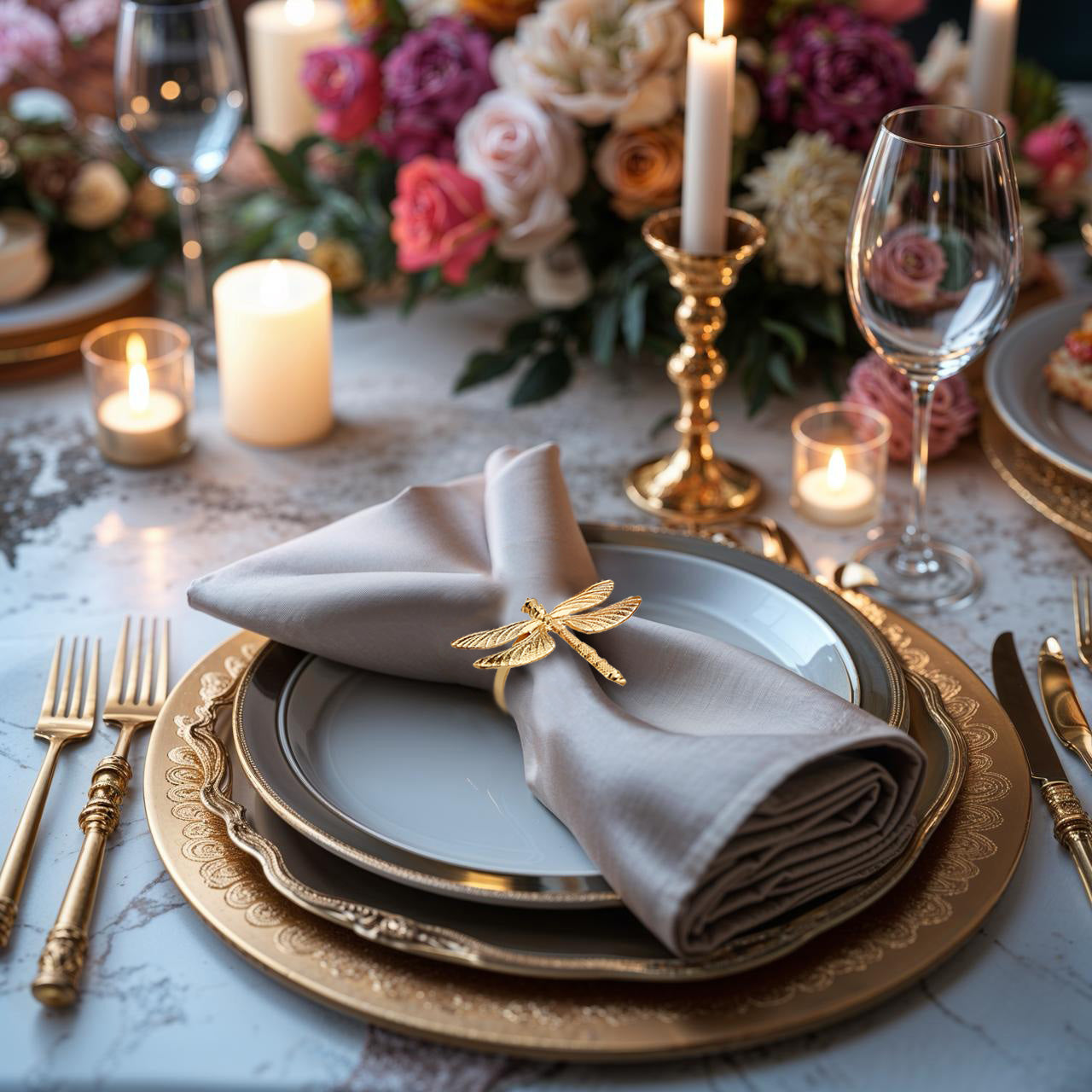 Golden Wings – Napkin Rings in Gold Dragon Fly Design, Elegant Decorative Dining Table Décor