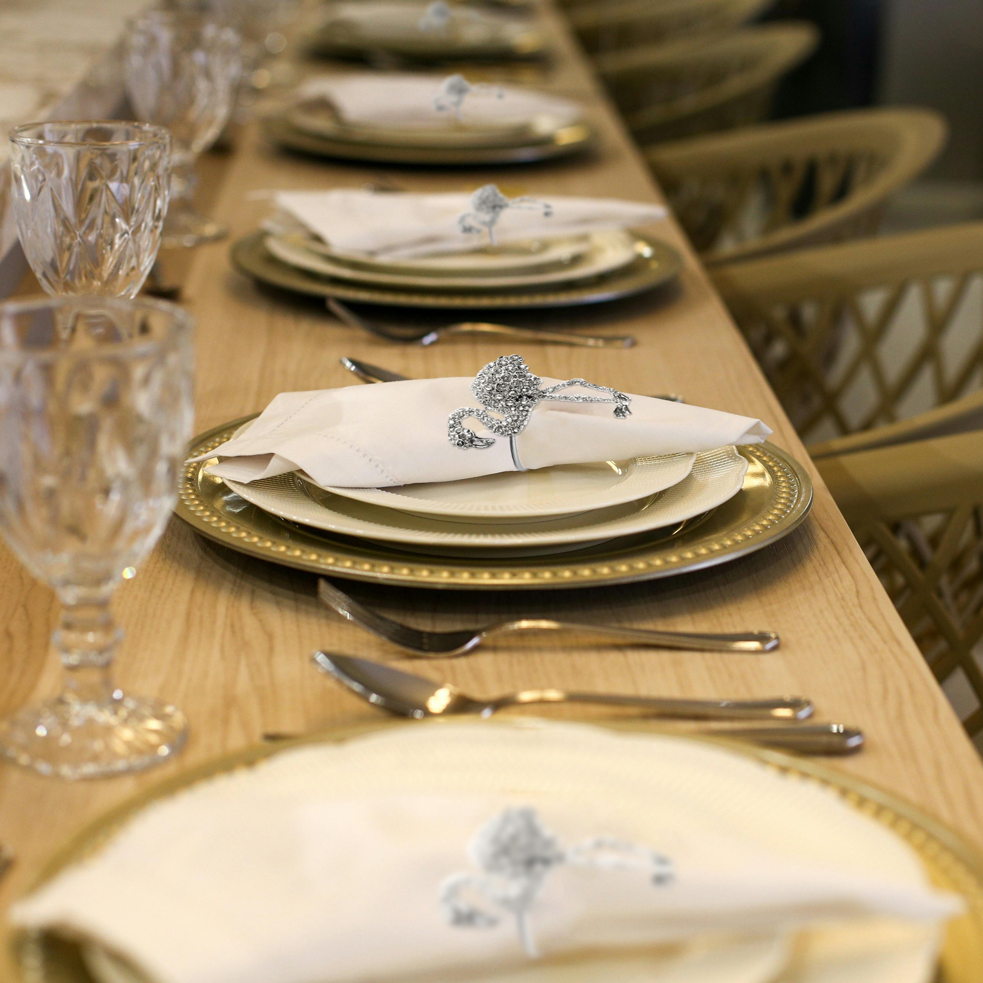 Tropical Charm – Napkin Rings in Silver Flamingo Design, Artistic Decorative Dining Table Accent